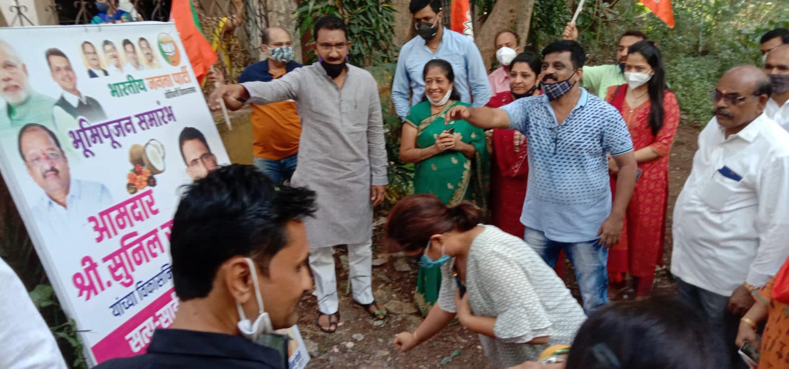 Perfomed Bhumi Pujan for the beautification work of the ground at Satya-Sai Complex, Opp. Witty International School , ward no. 17, Chikuwadi, Borivali(W) being carried out using MLA Development fund. Corporator Mrs. Bina Doshi , BJP Padadhikaris and Kary