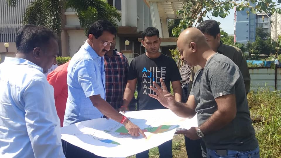 Shri. Sunil Rane visited Jairaj Nagar For Development Of Road And Bottle Neck Issue