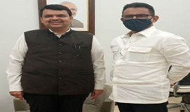 Attended the Bhartiya Janata Party, Mumbai executive meeting today, wherein Leader of Opposition in Legislative Assembly Shri. Devendra Fadnavis Ji addressed all the office bearers with an inspiring speech. After the meeting, visited Shri.Devendra ji Fadn