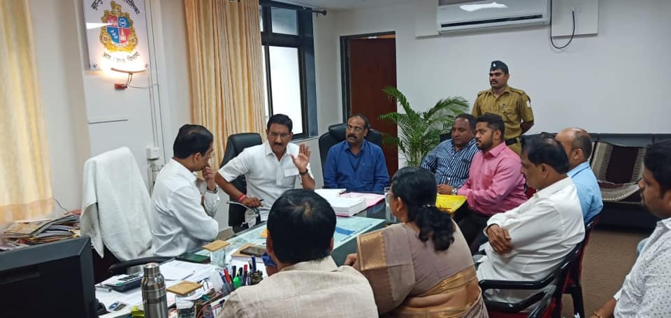 Shri. Sunil Rane visited R Central Ward Office to take up issues.