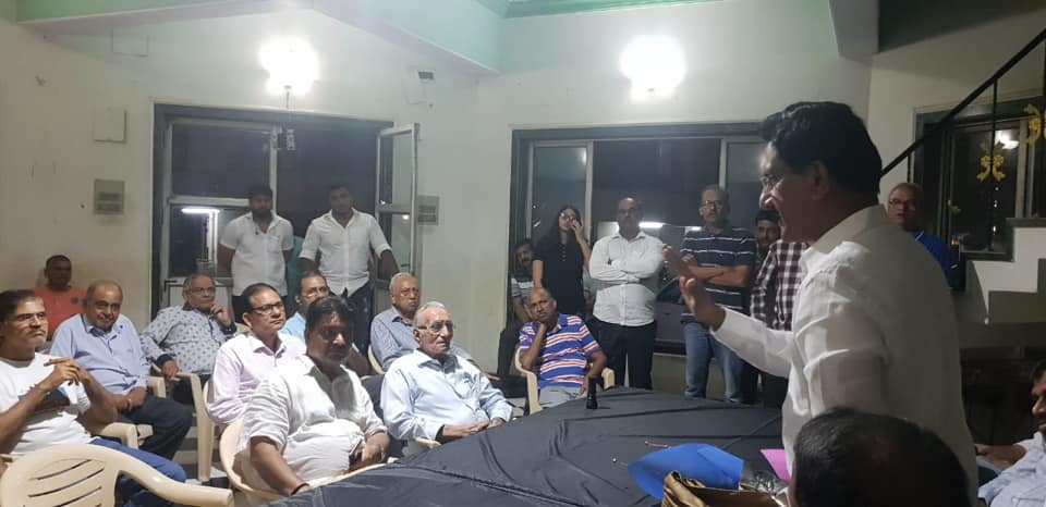 Shri. Sunil Rane meeting with residents of Ward 14 today for the upliftment of their vicinity.