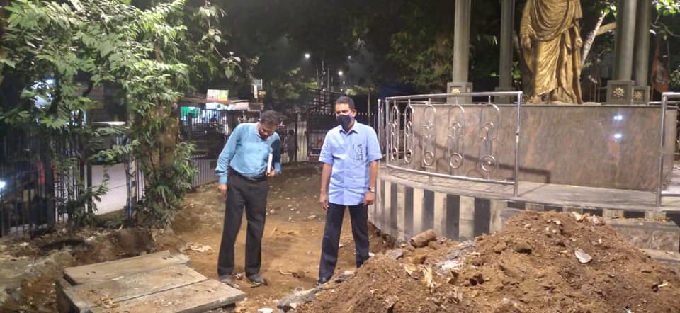 Evening reviewed the ongoing beautification work at Swami Vivekananda Chowk, SV Road, Borivali(W) carried out by under MLA Development Fund.