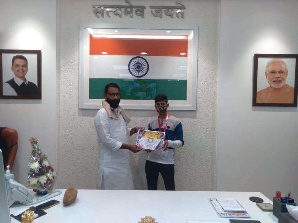 The students of Mumbai Suburban District participated and excelled at national level in the National Traditional Wrestling and Pankration Championship 2021 held in Goa from 29th to 31st October. Congratulated Mr. Abhishek Nagarkar (Coach) and encouraged  