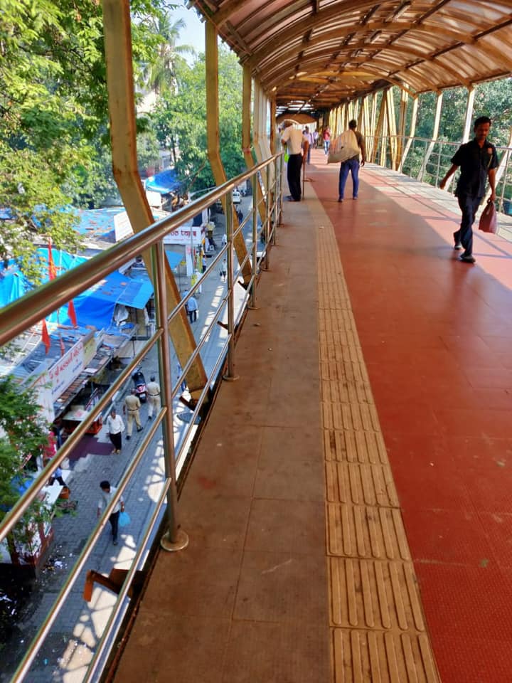 The Borivali skywalk has now been cleared and cleaning is in progress.