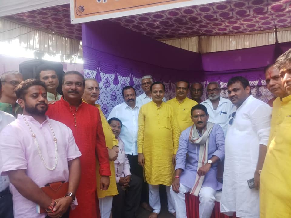 On the occasion of Kaartaki Purnima,Shri Sunil Rane  took Darshan of Shatrunjay Tirth Palitana Path Darshan at Gandhi Tekri Borivali East National Park.