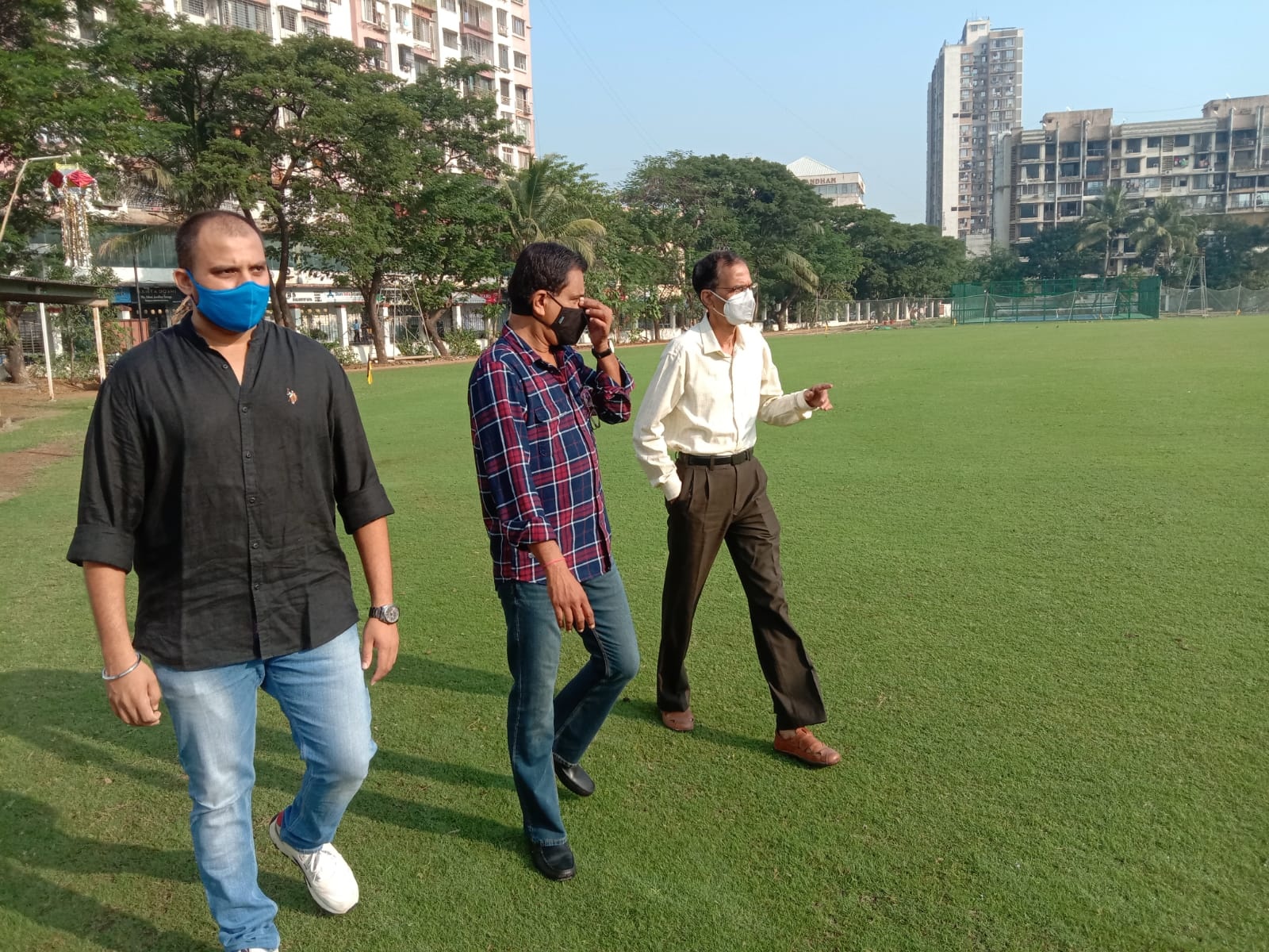Inaugurated the 'Payyade Trophy' cricket tournament at Mumbai Cricket Association, Sachin Tendulkar Gymkhana, Mahavir Nagar.  Shri.P.V Shetty (Former Secretary of MCA) Mr. Deepak Jadhav (Match Coordinator) and other dignitaries were present!