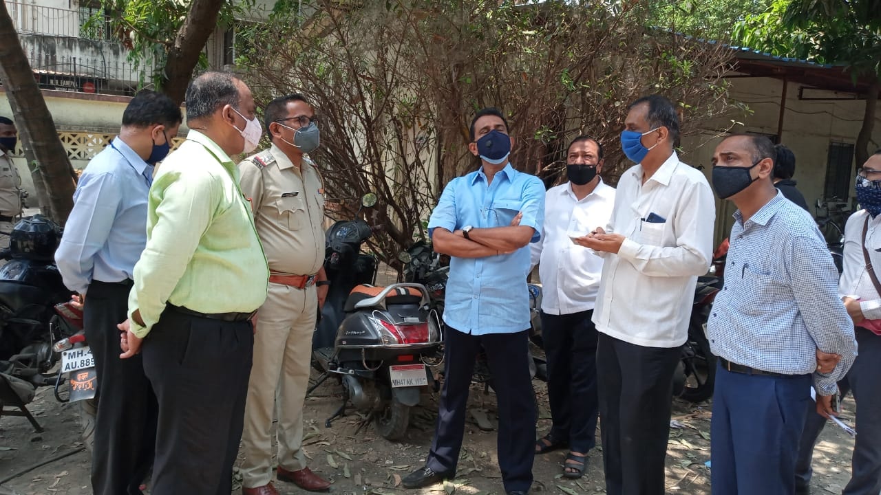 Today inspected the Borivali Police Station and the nearby surroundings and premises and discussed on the reconstruction of the buildings, repairing, flooring and installing the pavement blocks in the area with the senior police officials. Corporator Prav