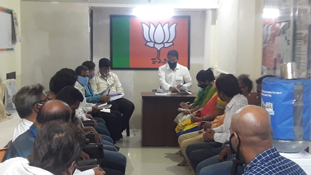 Interacted with the BJP karyakartas at Charkop BJP Public Relations Office, Ward no -18 and later had an interaction with the local residents regarding  concerns faced by them!