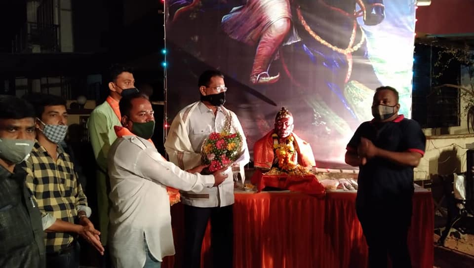 Attended the Shiv Janmotsav ceremony of Chhatrapati Shivaji Maharaj and paid a floral tribute. The ceremony was organized by Shiv Pratishthan in Gorai, Borivali Constituency.