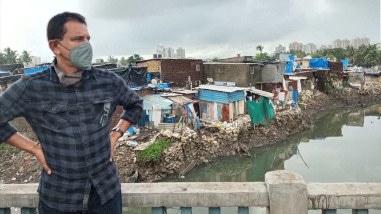 Began the day at 7:00 am with rounds to Gorai and Charkop to check on the cleanliness maintained during the monsoons. Overlooked the cleanliness of the area from the bridge over the creek connecting Charkop and gorai(Bhim Nagar) , the pond in Charkop Sec 