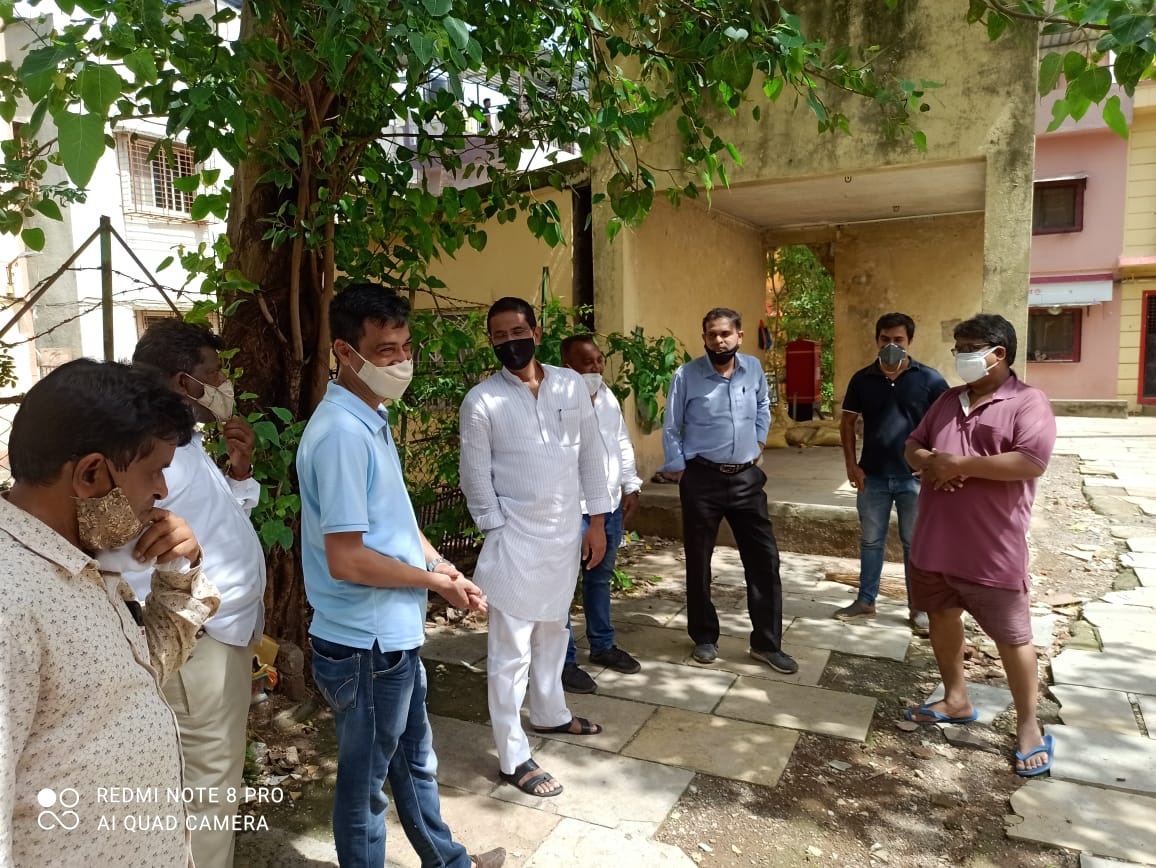 Inspected the ongoing development work of Public Toilet  carried out using MLA  Development Fund at Gauri Nagar, Gorai -03, Borivali (W). Also took note of the problems faced by the local residents of the area and assured them for an earliest resolution.