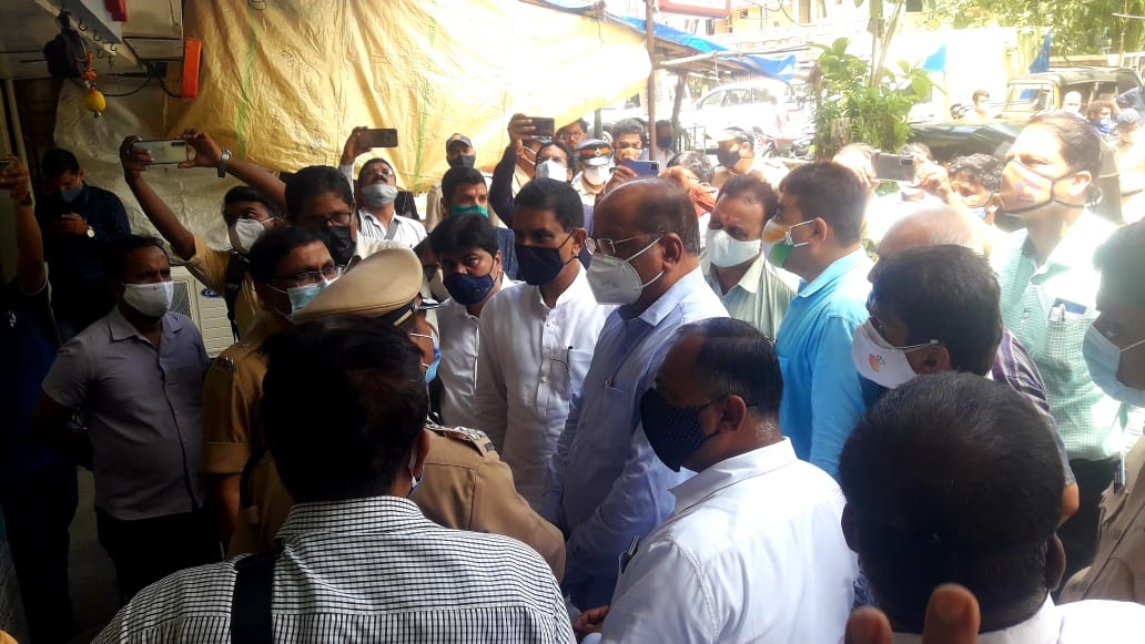 Sairaj Jeweller Shop Owner, a businessman was shot dead by an unidentified person at Om Suraj Apartment, S.M.Dubey Road, Gawde Nagar, Dahisar(E).  Post incident visited the  Incident Spot and interacted with the Local Residents to get more information on 