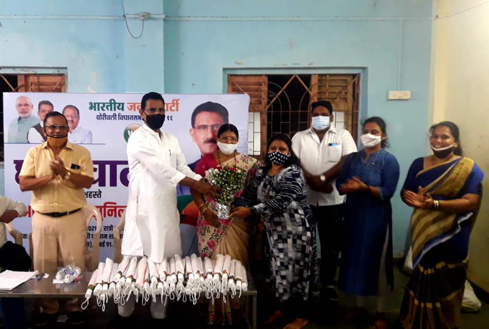 Distributed Umbrellas to the local residents for this Monsoon Season at Shri Ganesh Hall, Shivshakti Vyayam School, Vazira Koliwada, Ward No. 16, Borivali (W) . Also, interacted with the local residents to know about the problems currently faced by them. 