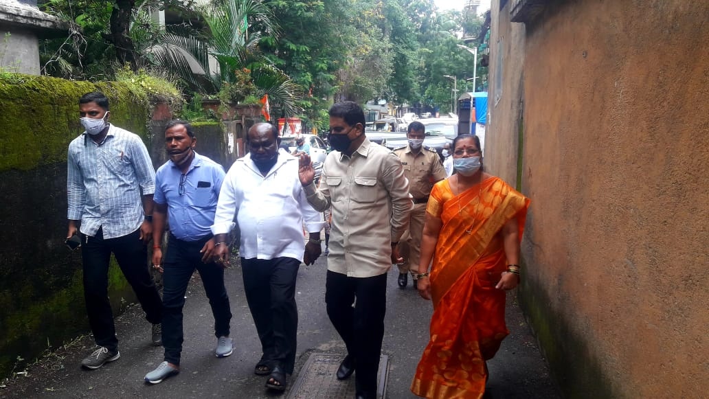 Attended the inauguration of the Health Centre that recently got Renovated at Shivaji Nagar, near Golden Sports Ground, Ward No. 14, Borivali (E). Also, learned about the concerns faced by the local residents and assured them of an earliest resolution. No