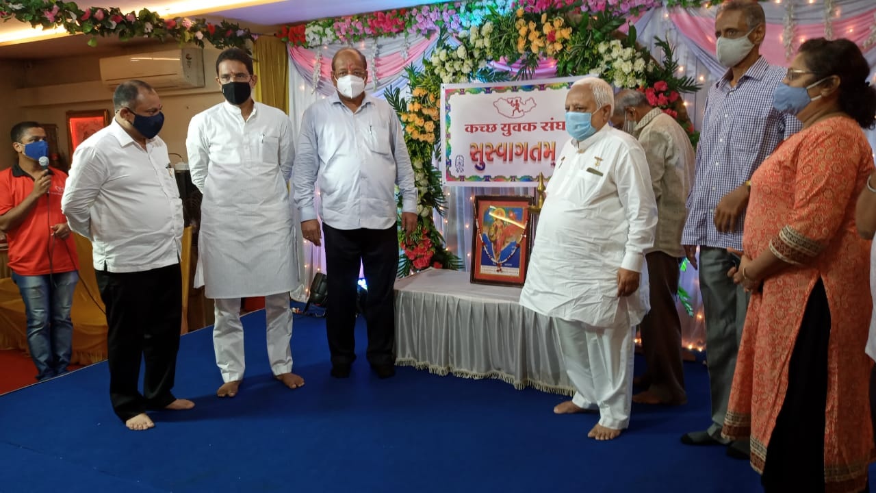 Inaugurated the Blood Donation Camp organised in association with 