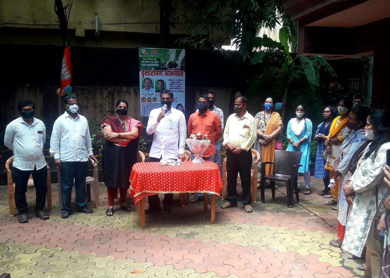 Attended and actively participated in a tree plantation drive held at Sumil C.H.S, Plot No.11, Sector 5, Ward No. 18, Charkop, Kandivali(W) initiated under the vision and guidance of North Mumbai MP Mr. Gopal Shetty to promote forestation. North Mumbai MP