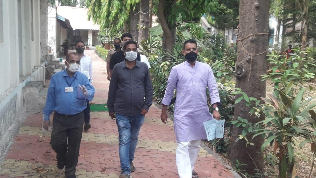 Visited and Inspected the C B Kora Institute of Village Industries, Borivali (W), Shimpoli Village along with Executive Engineer Doiphode to promote Khadi Industry!