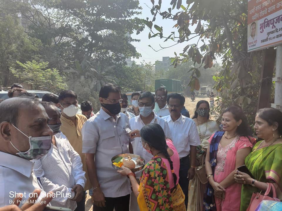 Bhumi Pujan ceremony was conducted for the construction of a road at Sainath Welfare Society near Dharma Nagar in front of Ram Tower in Borivali. Former Corporator Mr.Shiva Shetty was also present.