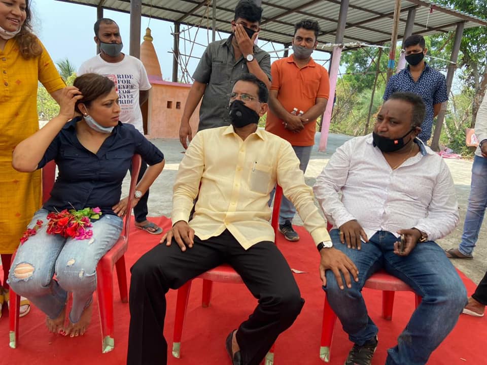 Today, visited Choti Dongri where the dance and performing arts workshops that are being organised by Mrs. Varsha Rane, Vice Chairman , Atharva Foundation, called ??ll Play.. Carnival of Joy??for the tribal children of Gorai and Manori.. spent some time w