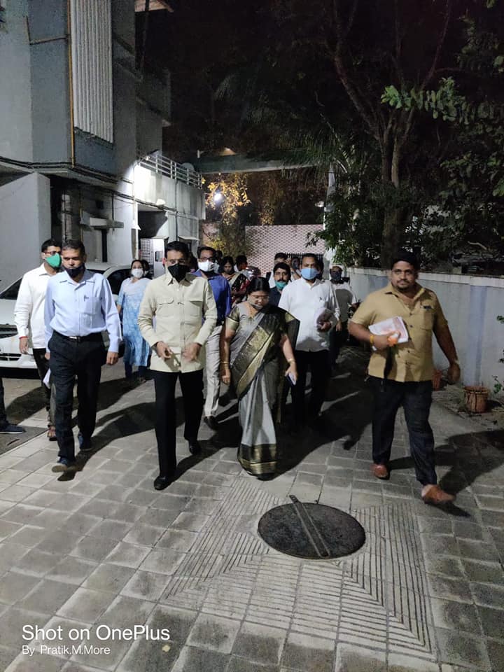 An appeal was made to the houses in ward no.16, Bhoomi Hights, Vazira Naka in Borivali to raise funds for the construction of Shri Ram Mandir.