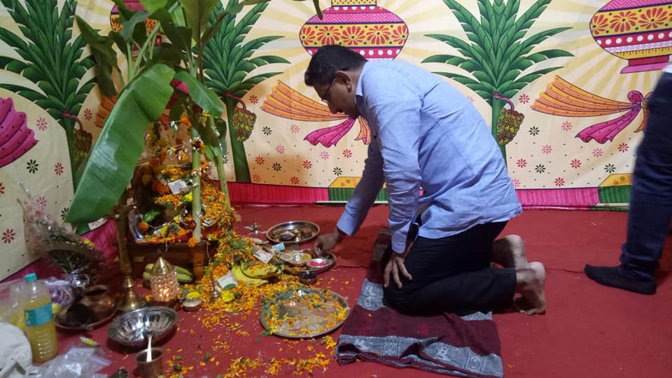 Shri. Sunil Rane attended the Satyanarayan Poojas of various societies in the Borivali Vidhansabha. Took the blessings of the Lord, and interacted with the citizens.