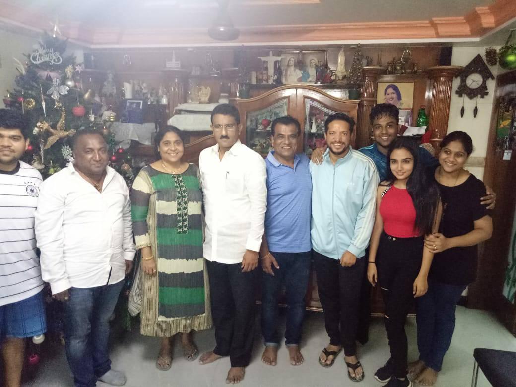 Shri. Sunil Rane visited Mrs. Helen Fonseca, member of the ChildWelfareCommittee, Mumbai II (Bench of Magistrates) of Government of Maharashtra to wish her and her family a MerryChristmas!!