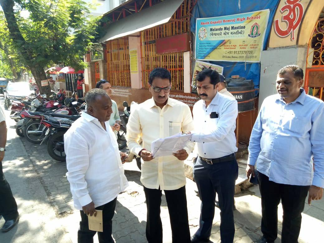 Shri. Sunil Rane Interacted with a resident of Borivali to address some of his issues.
