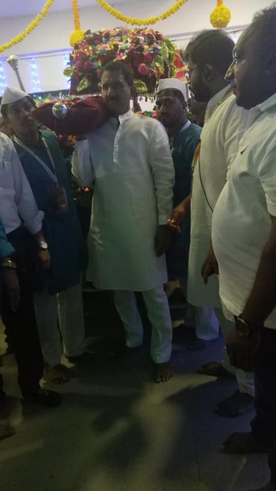 Shri Sunil Rane attended the Mahashivratri Program organized by Navdeep Mitra Mandal of the Borivali Constituency.