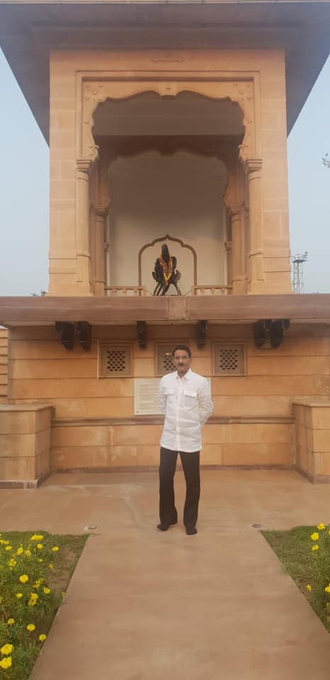 Shri. Sunil Rane visited Dr. Hedgevar Smarak and Smruti Chinha this morning at Nagpur.