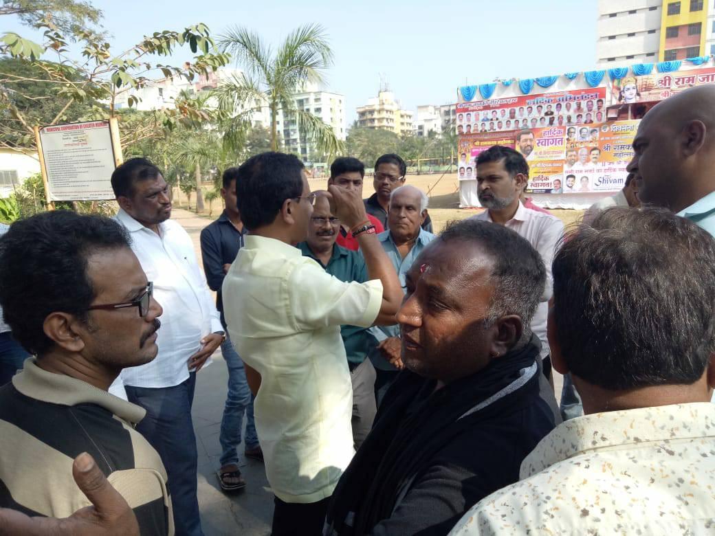 Shri. Sunil Rane visited the residents of Charkop sector 8 have been facing issues with water supply, unauthorized hawkers parking their carts near the society and speed breakers. To solve these issues, called an emergency meeting with the BMC officer to 