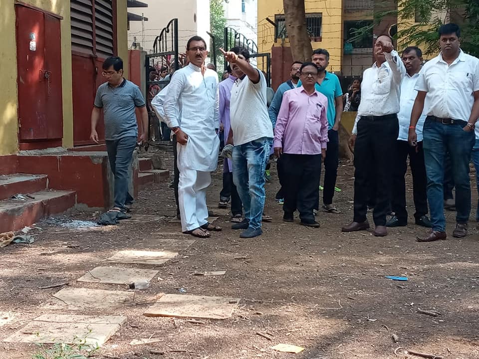 Shri Sunil Rane interacted with the residents of Satya Sai Complex in Borivali; understood their issues and guided them about the same.