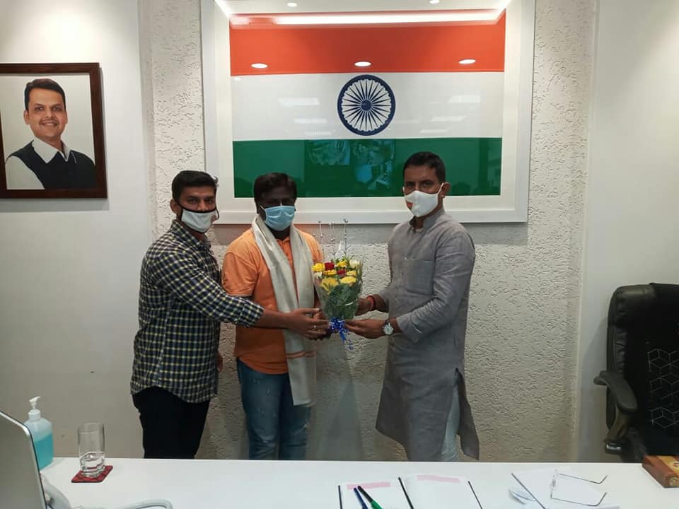 A group of youngsters from Borivali Constituency, visited the BJP Office and discussed regarding the developmental work of Borivali.