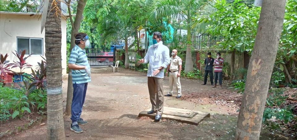 Shri Sunil Rane visited Vanvihar Garden in Borivali and did a survey of the area for developmental purposes.