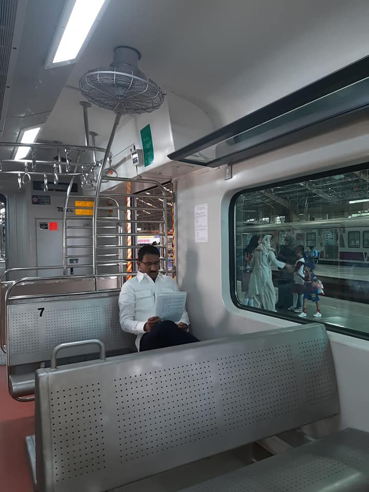 Shri Sunil Rane travelling back to the Borivali constituency by Local Train, after attending a session at the Vidhanbhavan.
