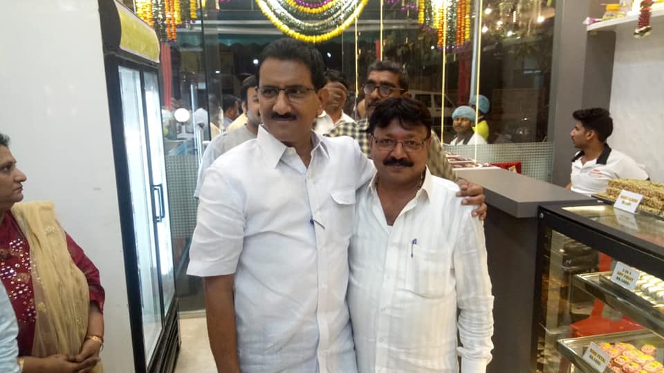 Shri Sunil Rane inaugurated Agarwal Sweets located in Borivali Constituency, and also congratulated the management.