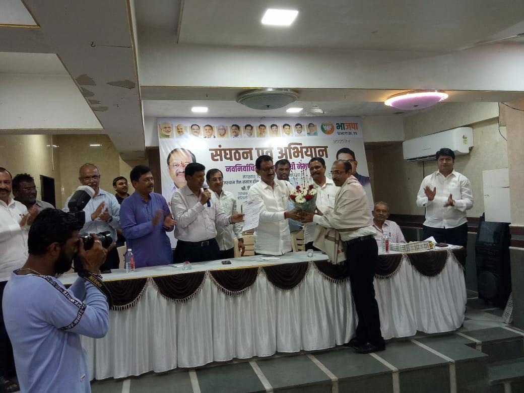 Shri. Sunil Rane attended the Ward President Declaration program of Borivali Ward No. 15. Hearty congratulations to Bipin Shah for being declared as the Ward President.