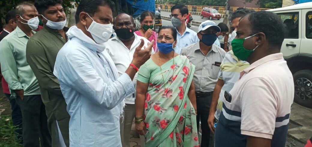 To discuss regarding the issues of unauthorized construction in Borivali East and West, Gorai, as well as Charkop divisions, mobile towers, separation centres, other problems related to Telugu school in Borivali and market plots in sector 3, met the MHADA