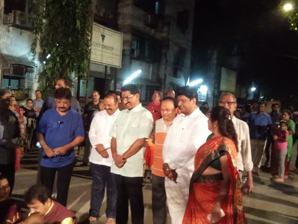 Shri. Sunil Rane celebrated Holika Dahan ceremony with the residents of Civic Park Federation, located in the Borivali Constituency.