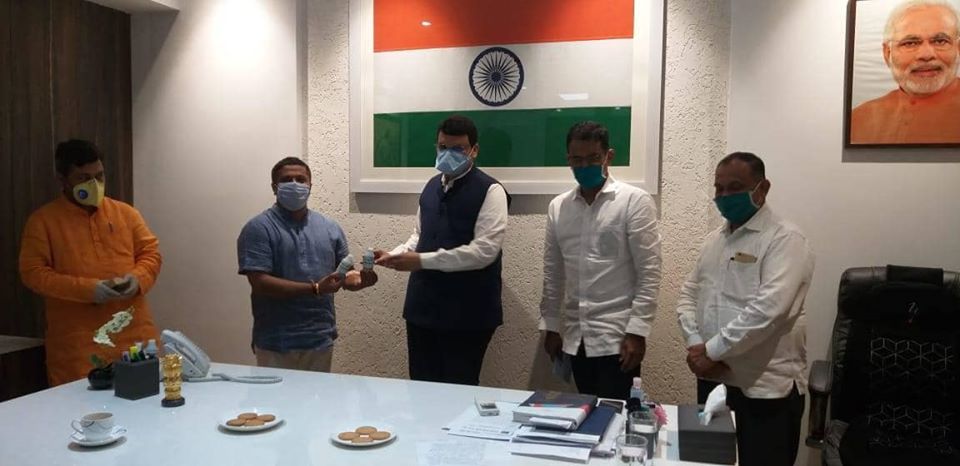 Today, the Leader of the Opposition in Maharashtra Legislative Assembly, Shri. Devendra ji Fadnavis along with Leader of Opposition in Legislative Council Shri. Pravin Darekar ji, visited our office on their way to Vasai, and inquired about the state of C