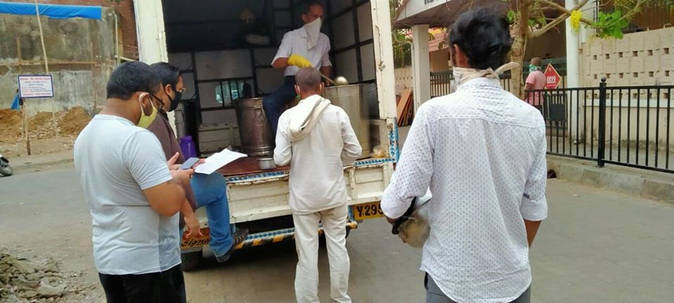 Corona virus has caused havoc worldwide and the situation of citizens all over has deteriorated. Meanwhile, food prepared by BJP, Borivali Constituency was distributed to needy citizens of Charkop, located in Borivali constituency.
