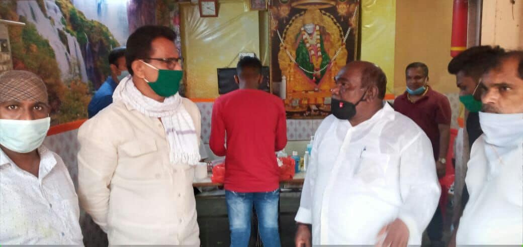 Shri Sunil Rane attended the blood donation and eye check-up camp organized by Mr.Taman Kasram at Rajendra Nagar, Borivali East. Along with that seeked the blessing of Lord Ganesh.