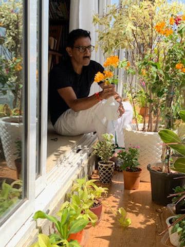 Since today is #JanataCurfew declared by our PM Shri Narendra Modi Ji, I found a good reason to spend my time doing gardening at my home, in Borivali!