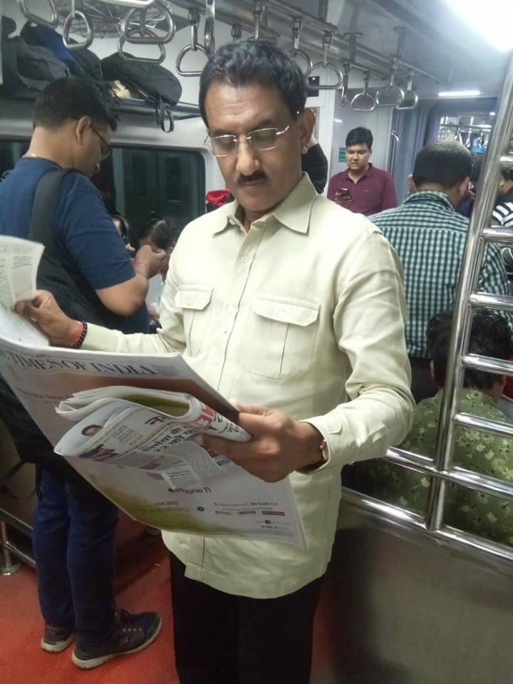 Shri. Sunil Rane was returning back to Borivali to complete the remaining visits of the day by Mumbai local train after attending a meeting at BJP Office.