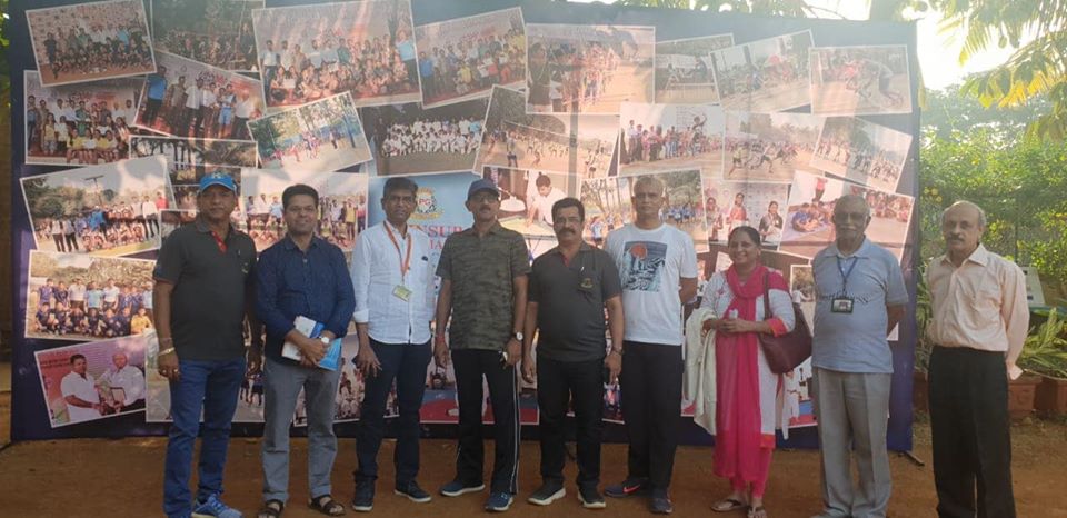 Shri. Sunil Rane stepped out for a morning walk at Poisar Gymkhana.