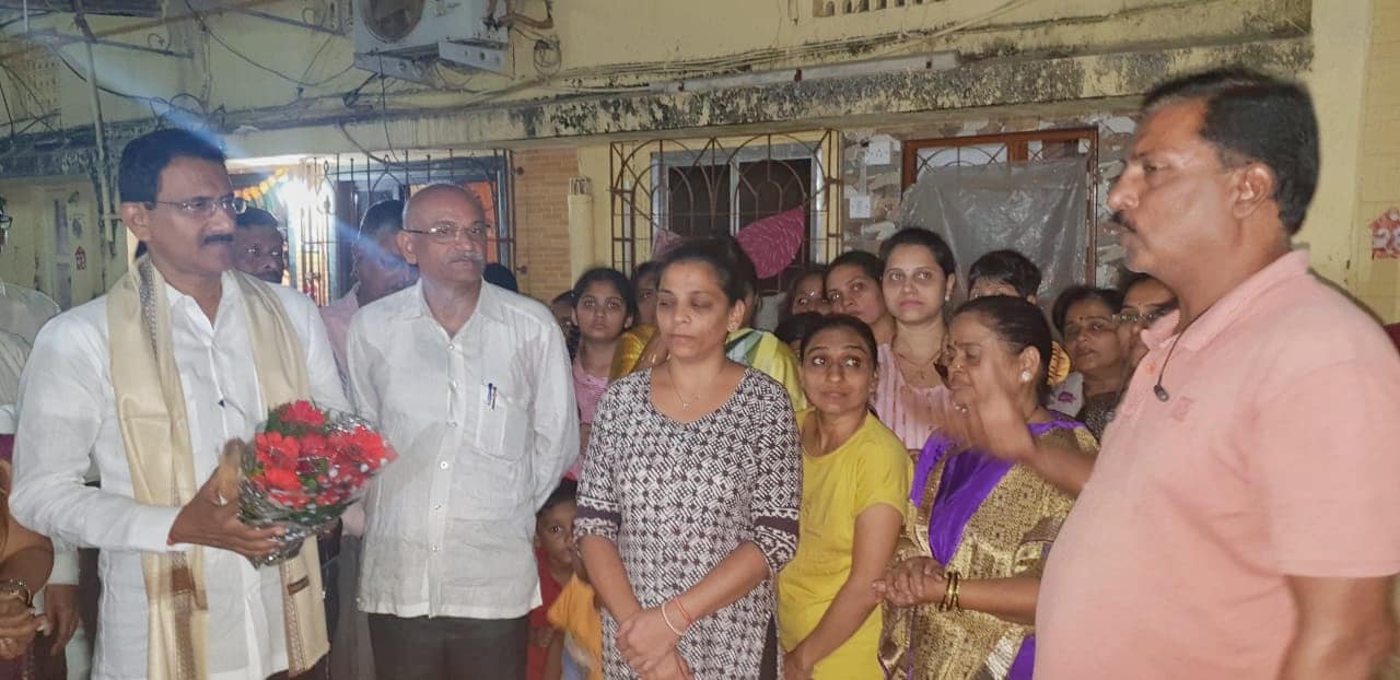 Shri. Sunil Rane visited Sector 03 in Ward No.18 at Charkop and interacted with the citizens.