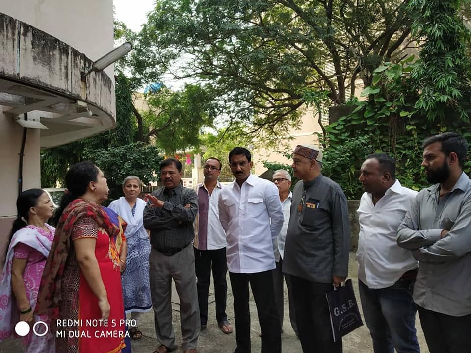Shri. Sunil Rane took a stroll around various societies in ward no. 16 this morning.